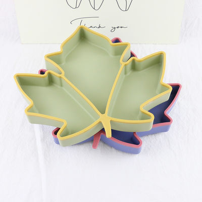 Unbreakable Silicone Divided Suction Plate Colorful Maple Shape