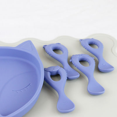 New Arrival Baby Spoon Food Grade Silicone Spoon With Toddler Eco Friendly Kids Feeding Baby Animal Style Silicone Spoon