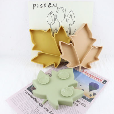 Food Grade Toddler Silicone Plates , Maple Shape Suction Divided Plate Unbreakable