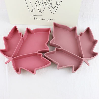 Food Grade Toddler Silicone Plates , Maple Shape Suction Divided Plate Unbreakable