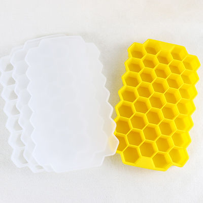 BPA Free Honeycomb Ice Cube Mold , Food Grade Rubber Ice Cube Trays