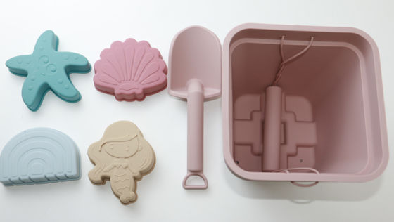 Customized Baby Silicone Toys , Silicone Sand Bucket Set With 6 Piece
