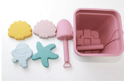 6 Piece Silicone Beach Toy Set Bucket Colorful For Water Floating Entertainment Silicone Molds Starfish Sand Toy