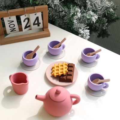 Latest Kids Toys BPA Free Food Grade 17pcs Set Silicone Cup Spoon Coast Dessert Teapot Toy Kit