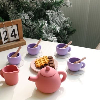 Latest Kids Toys BPA Free Food Grade 17pcs Set Silicone Cup Spoon Coast Dessert Teapot Toy Kit