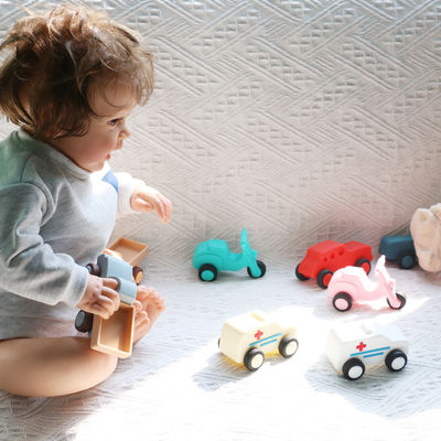 Factory Wholesale Silicone baby kid Car Toys Baby Montessori Toy Car For Toddlers Organic Teething