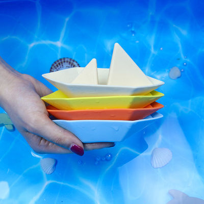 New arrival BPA safe silicone bath boat toys Easy to clean  kids play bath  toys Educational silicone bath boys