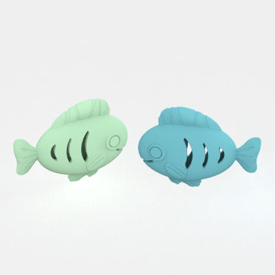 Wholesale colorful Bpa Free Food Grade Silicone Pet Dog Training Fish Shape Toys Snack Slow Leak Silicone Feeder Fish Toys