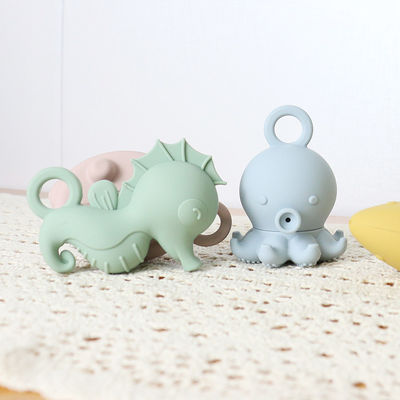 Custom Popular Silicone Ocean Animal Octopus Fish Turtle Seahorse Kids Baby Bath Toys Gift Set Water Spray Squishy